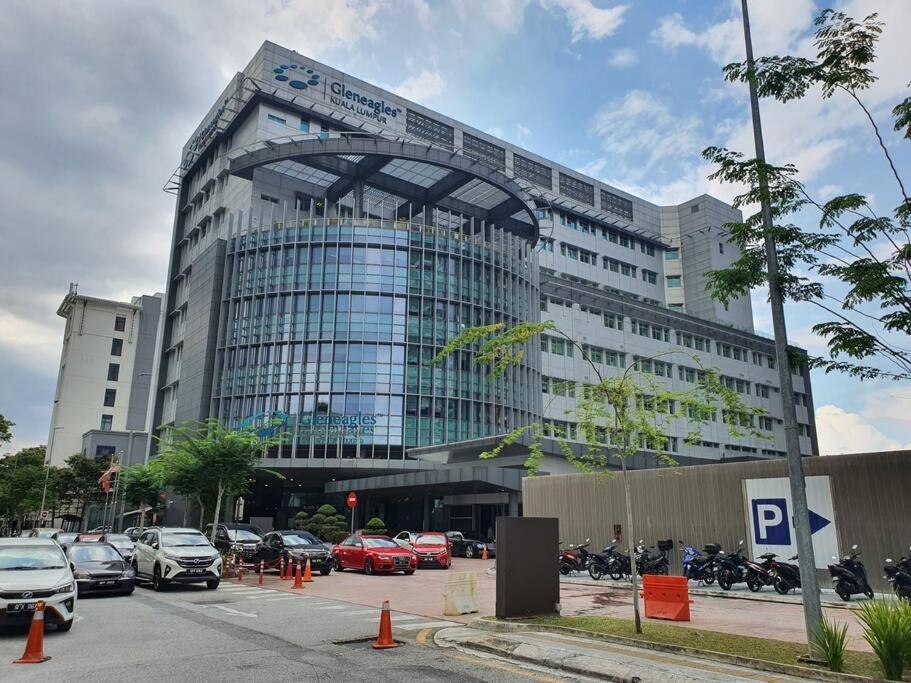 Apartment Klcc 6pax Family Wi-fi Kuala Lumpur